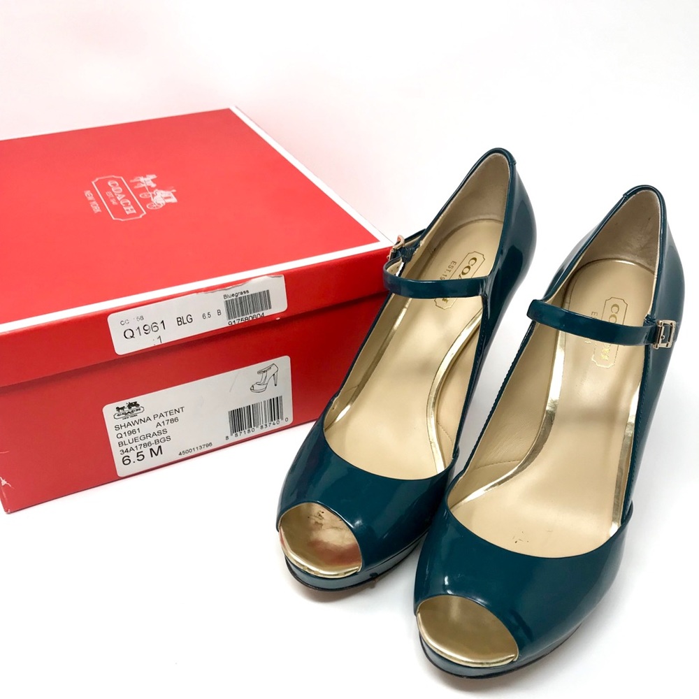 Coach peep toe shoes size 6.5 with box used